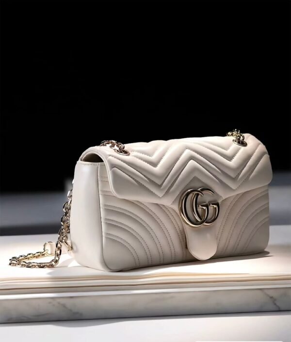 Wholesale Handbags Pallets Liquidation online - Image 2